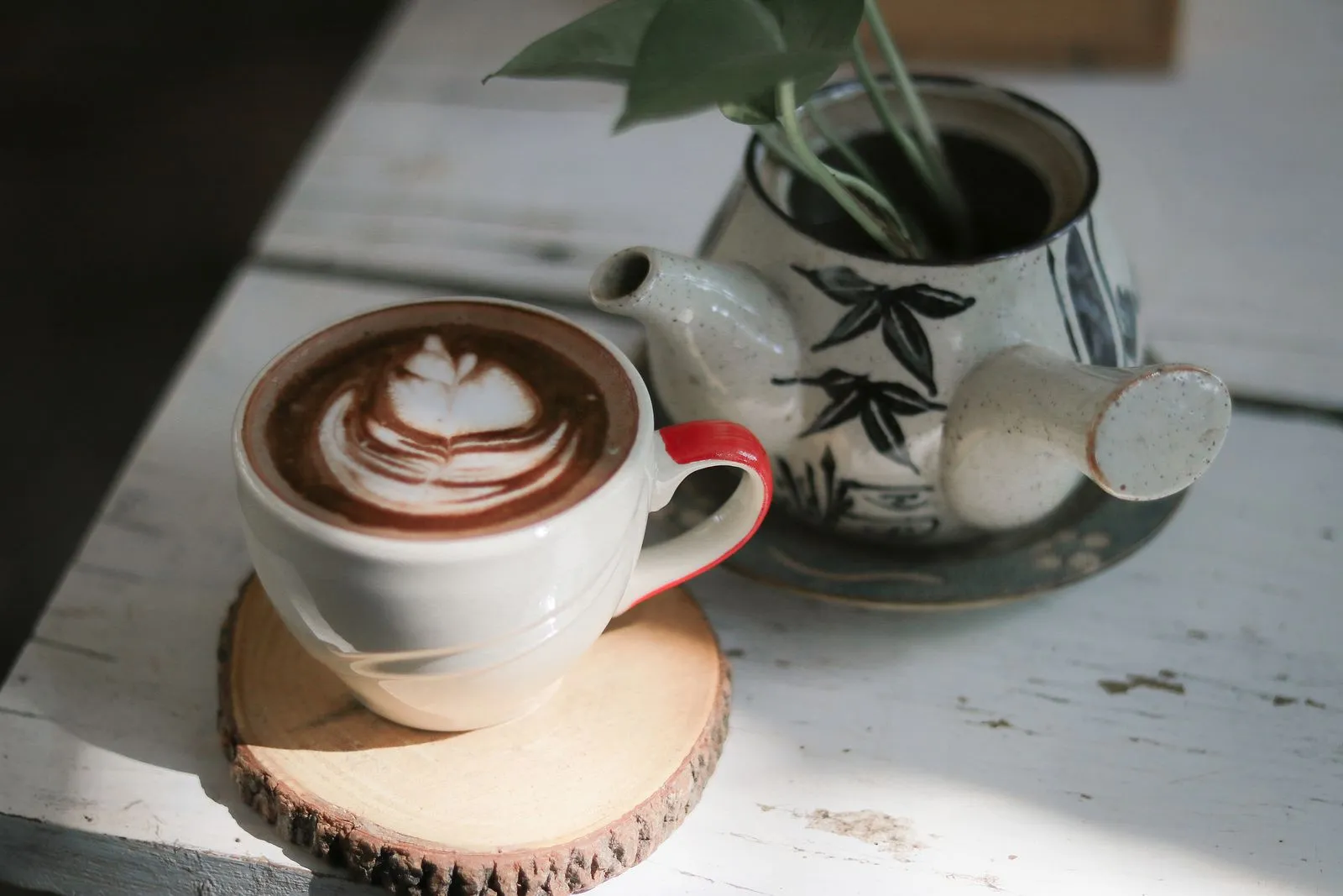 How to Choose Plant-Based Milk for Coffee